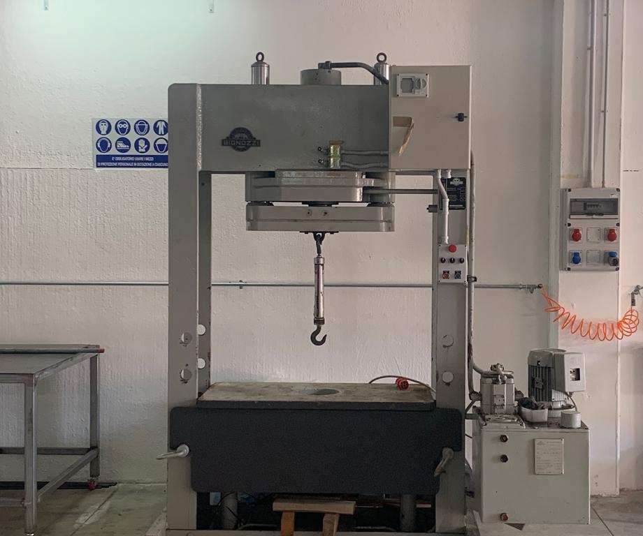 Macchinario di collaudo I.Service